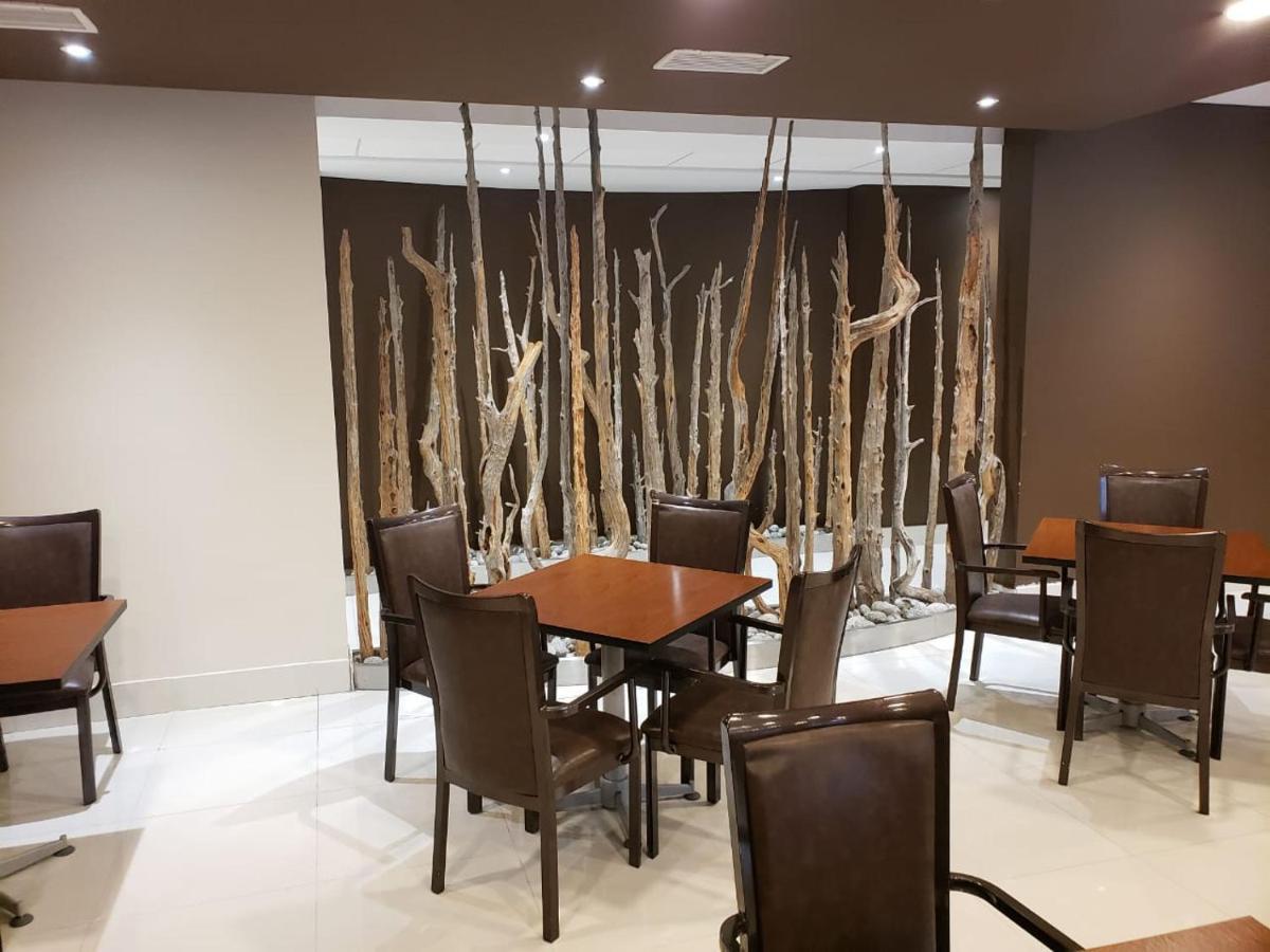 Hotel Diego De Almagro Castro Bagian luar foto