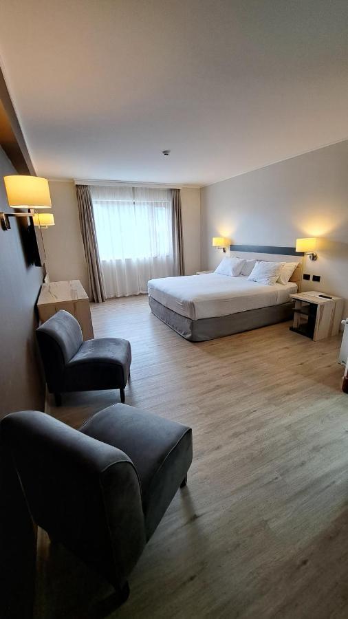 Hotel Diego De Almagro Castro Bagian luar foto