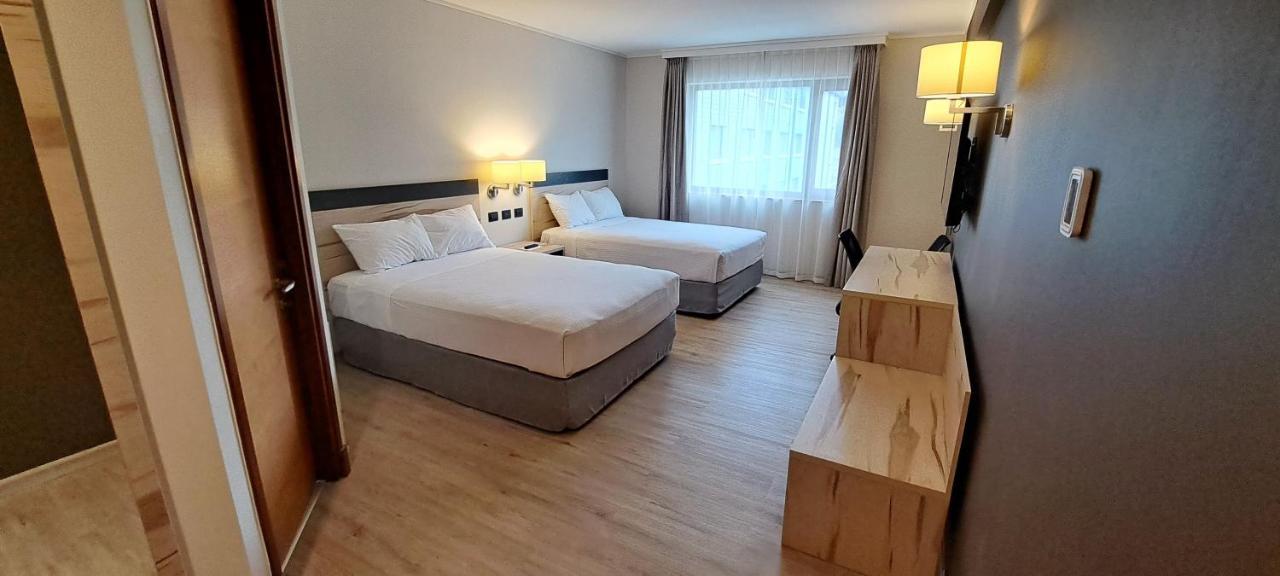 Hotel Diego De Almagro Castro Bagian luar foto